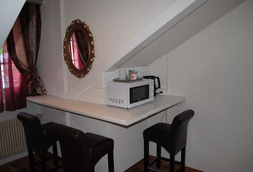 اتاق استاندارد سه نفره, Esos Hotel Quelle