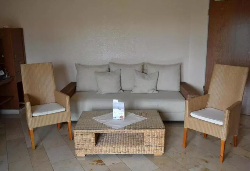 Standard Kolmen Hengen Huone, Flair Park Hotel Ilshofen