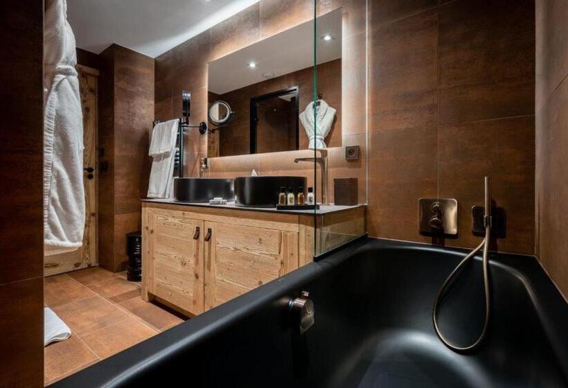 Люкс Повышенной Комфортности, Hôtel La Sivolière