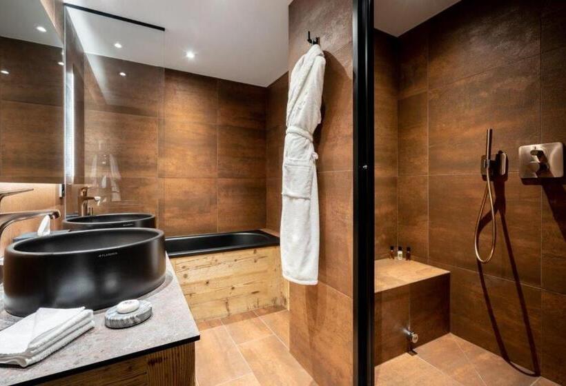 Люкс Повышенной Комфортности, Hôtel La Sivolière