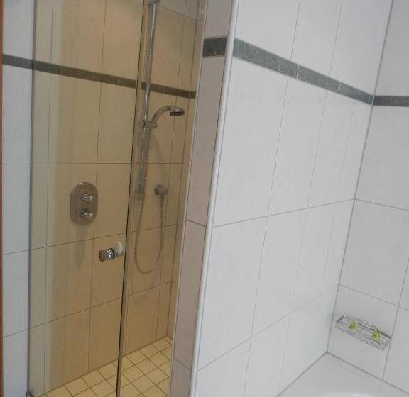 شقة غرفتين نوم مزودة بتراس, & Gasthof Hubertushöhe   Ihr Hotel Für Urlaub Mit Hund