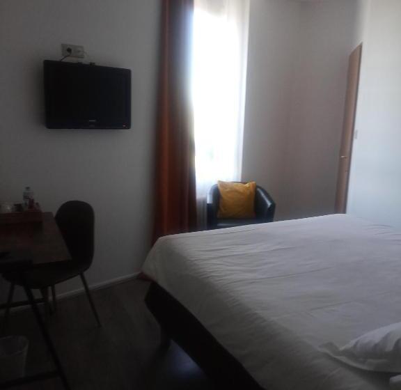 标准单人间, Logis Hôtel La Bastide Des Oliviers