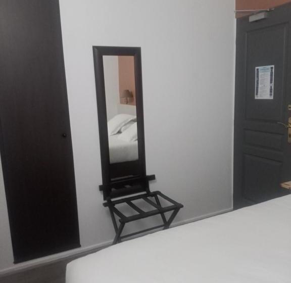 标准单人间, Logis Hôtel La Bastide Des Oliviers