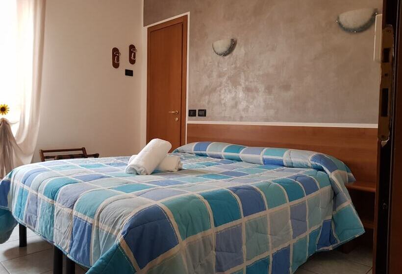 חדר סטנדרט, Marinoni