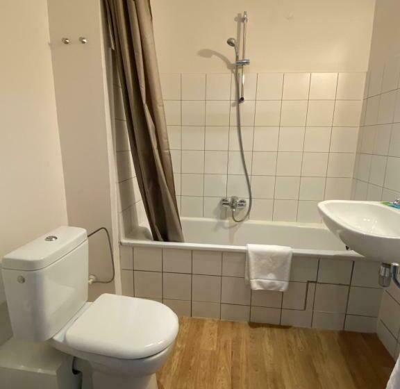 غرفة قياسية, O Ieper