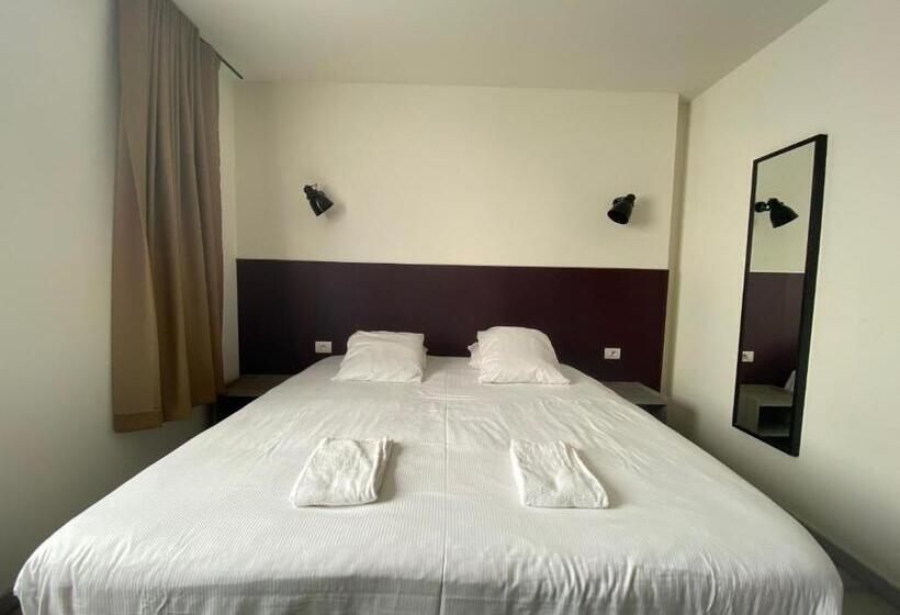 غرفة قياسية, O Ieper