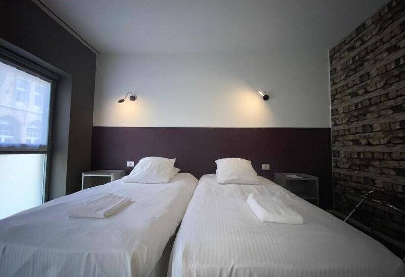 غرفة قياسية, O Ieper