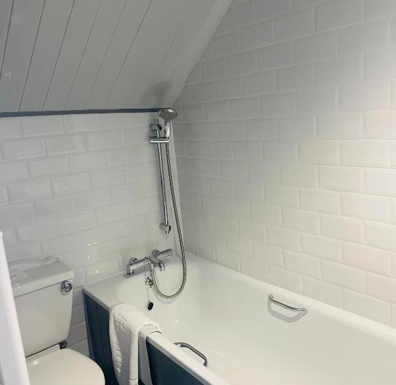 标准间, Port Gaverne