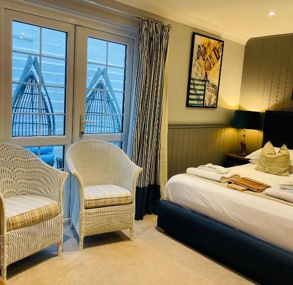 家庭间, Port Gaverne