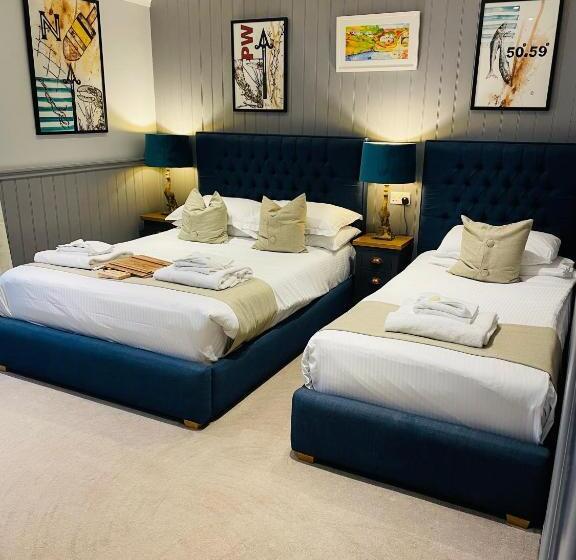 家庭间, Port Gaverne