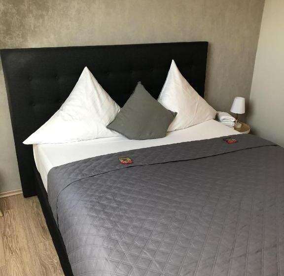 غرفة قياسية فردية, Restaurant Zum Löwen