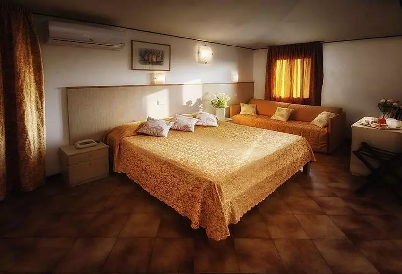 اتاق استاندارد سه نفره, Ristorante Alla Botte
