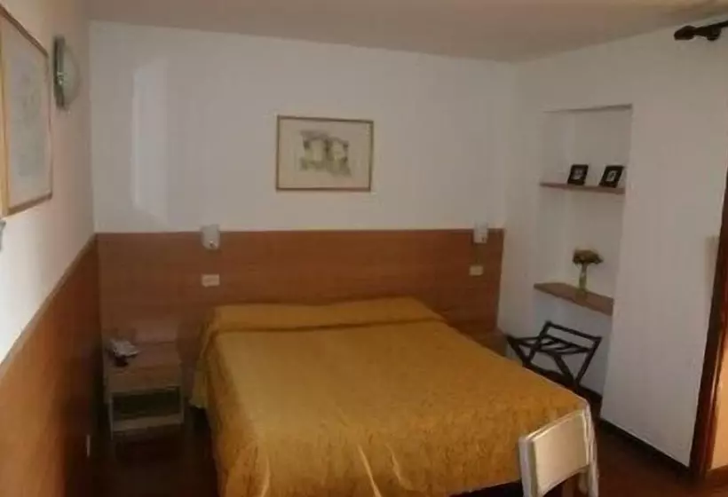 اتاق استاندارد سه نفره, Ristorante Alla Botte