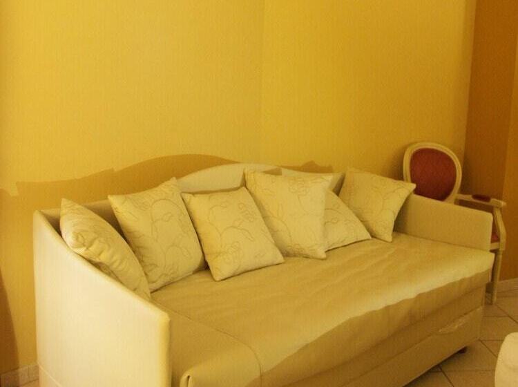 スタンダードトリプルルーム, San Michele