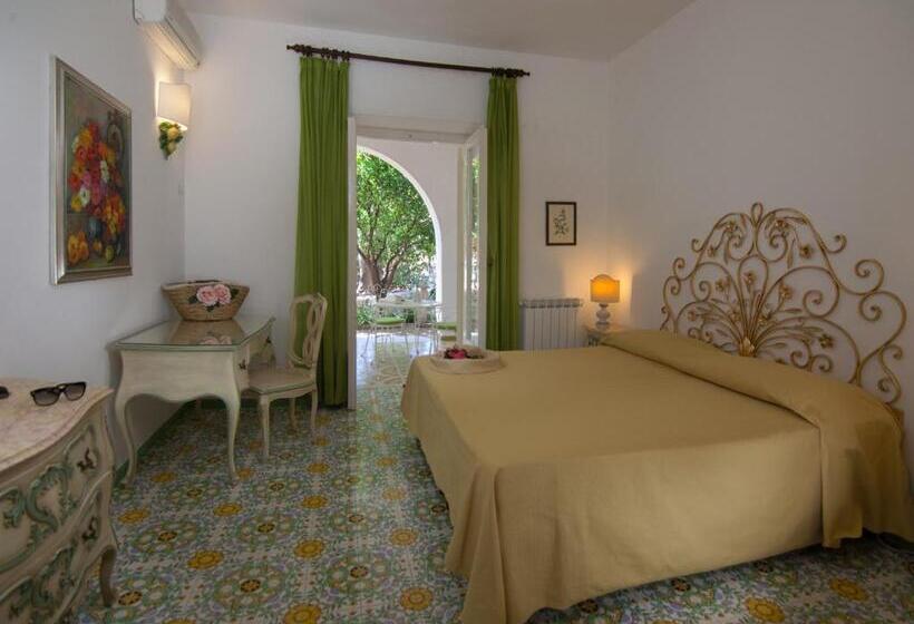 Трехместный Номер Классика, Semiramis Hotel De Charme & Pools