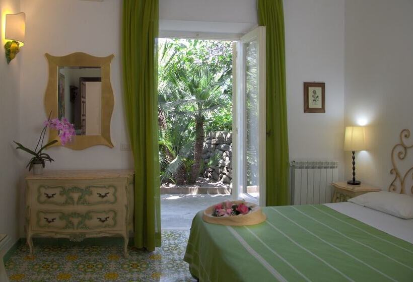 트리플 클래식 룸, Semiramis Hotel De Charme & Pools