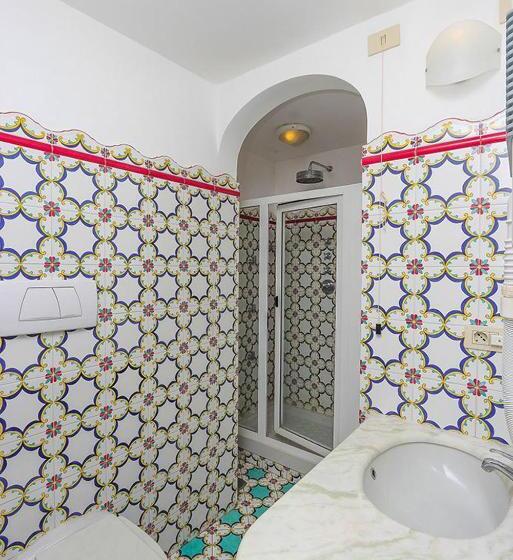 Номер Стандарт Вид на Море, Smeraldo