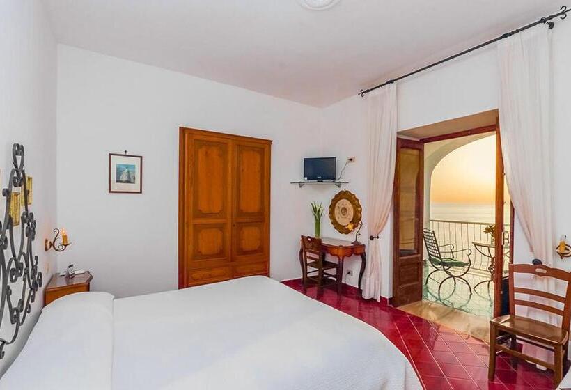 Номер Стандарт Вид на Море, Smeraldo