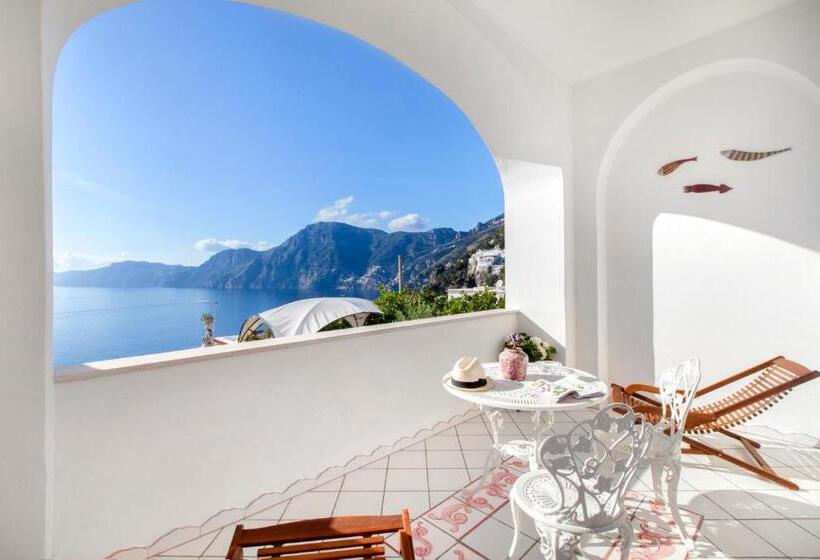 Triple Room Sea View, Smeraldo