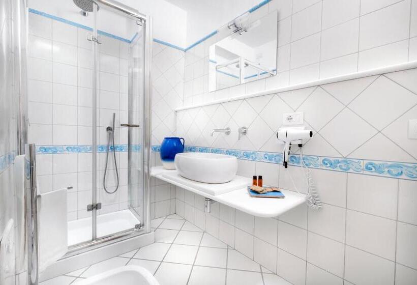 エコノミールーム, Smeraldo