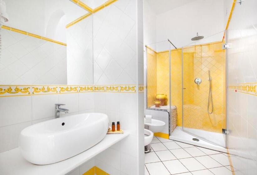 オーシャンビュースタンダードルーム, Smeraldo