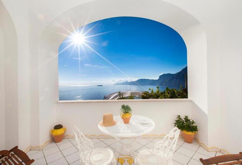 オーシャンビュースタンダードルーム, Smeraldo