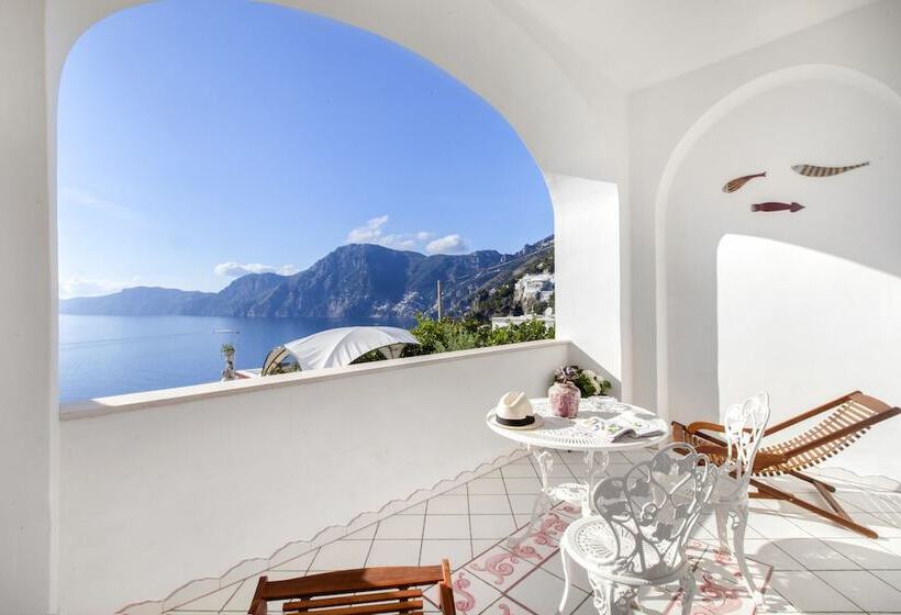 Triple Room Sea View, Smeraldo