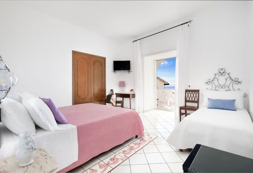 Triple Room Sea View, Smeraldo