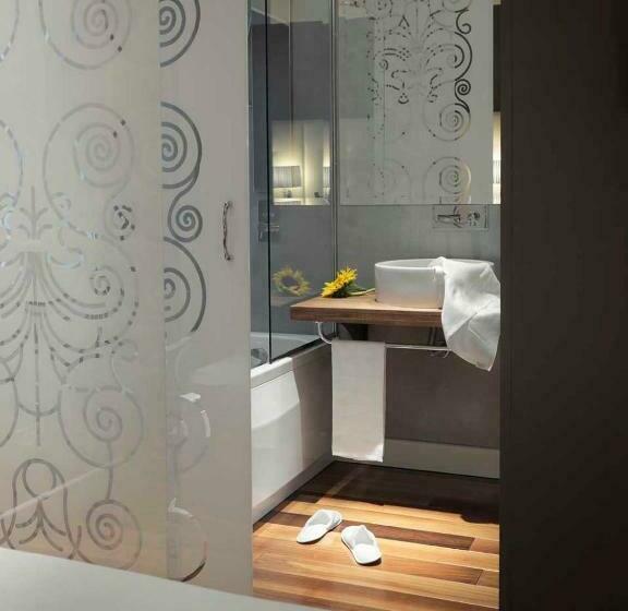 Klassisches Zimmer, Vis à Vis