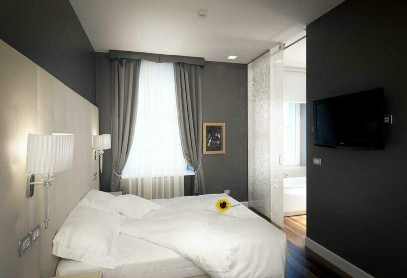 Klassisches Zimmer, Vis à Vis