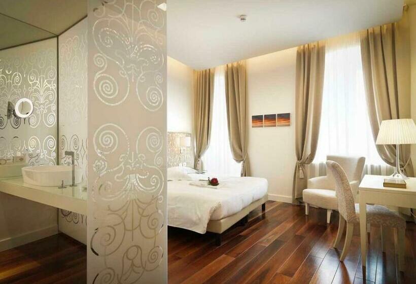 Deluxe Zimmer, Vis à Vis