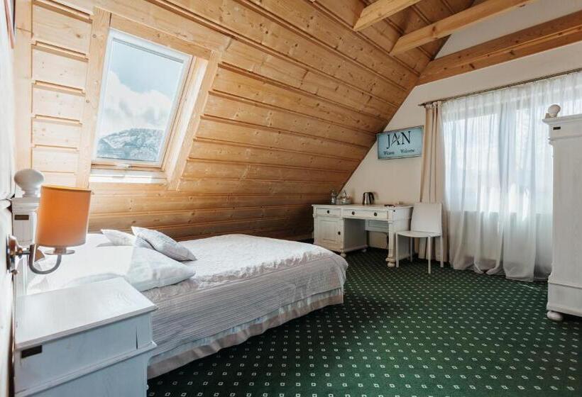 اتاق لوکس, New Willa Jan