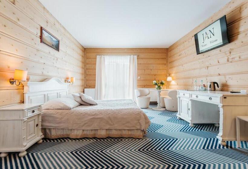 اتاق لوکس, New Willa Jan