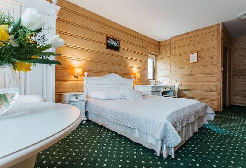 اتاق لوکس, New Willa Jan