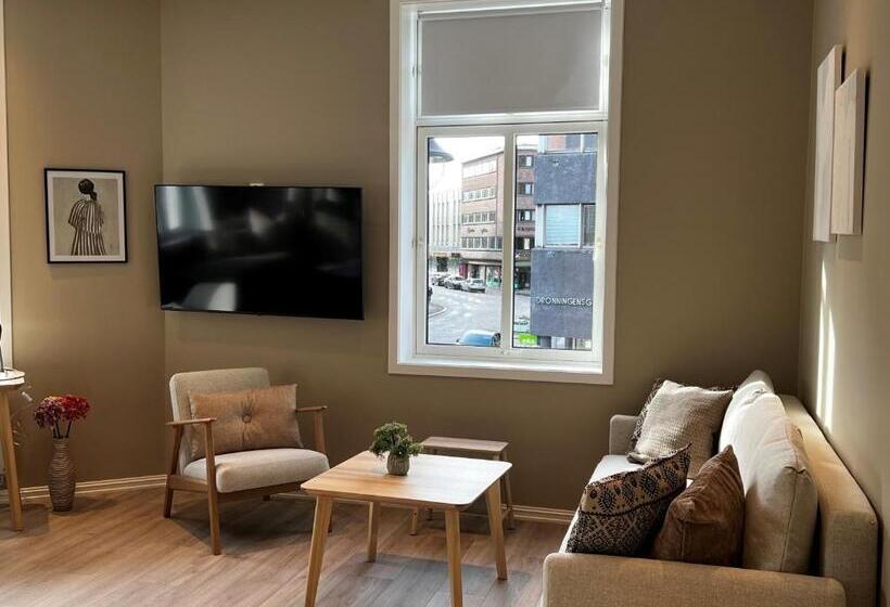 اتاق خانوادگی, Moss Hotel & Apartments