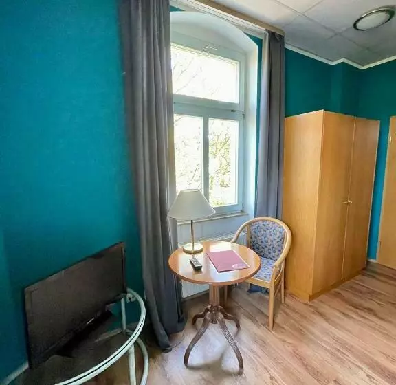 Standard Yhden Hengen Huone, Parkhotel Waldschlösschen