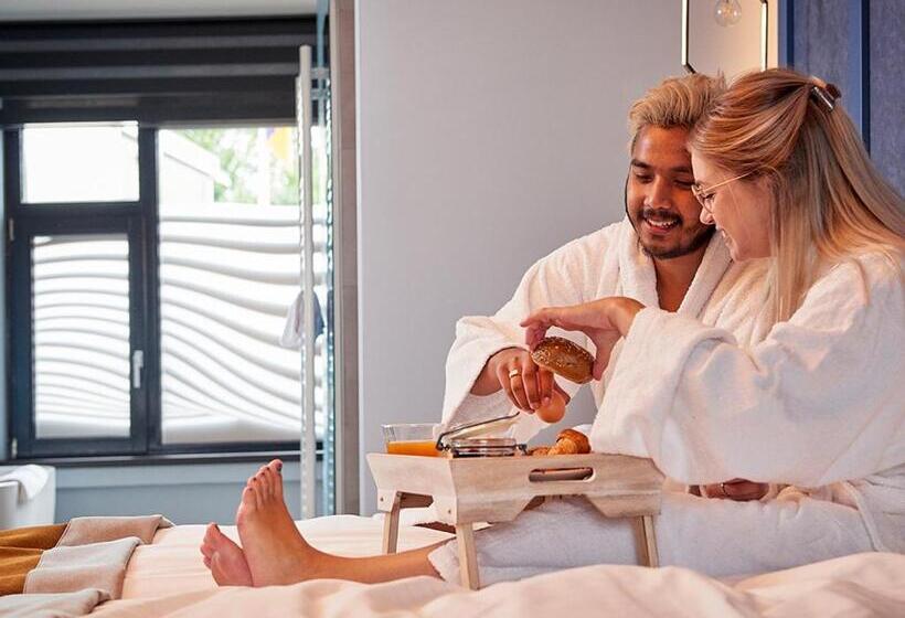 סוויטה עם נוף לנהר, De Maasparel Nextdoor Maassuites