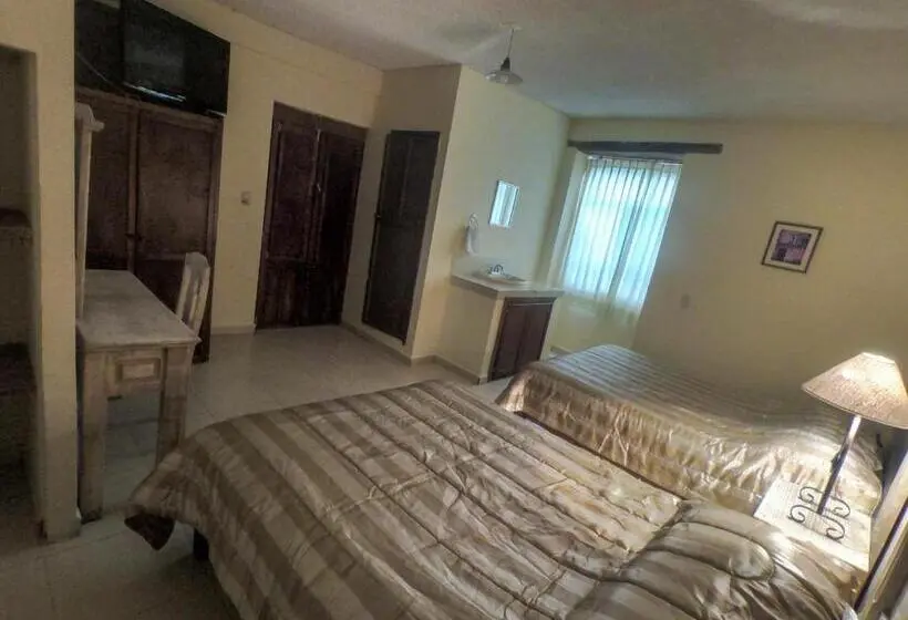 اتاق استاندارد یک نفره, Posada Del Carmen