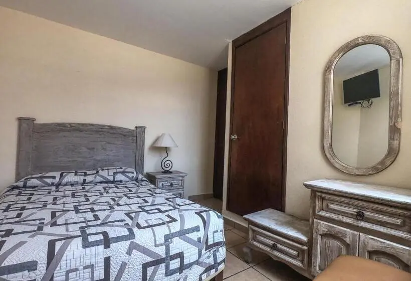 اتاق استاندارد یک نفره, Posada Del Carmen