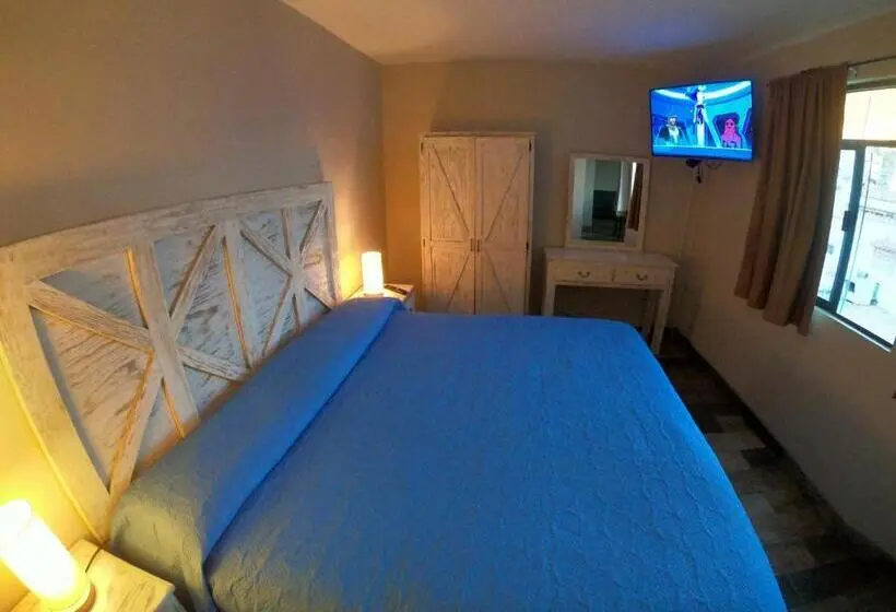 اتاق استاندارد چهار تخته, Posada Del Carmen