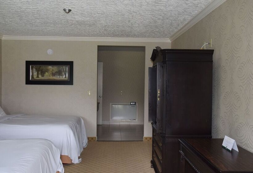 Quarto Estandar, Festival Courtyard Inn