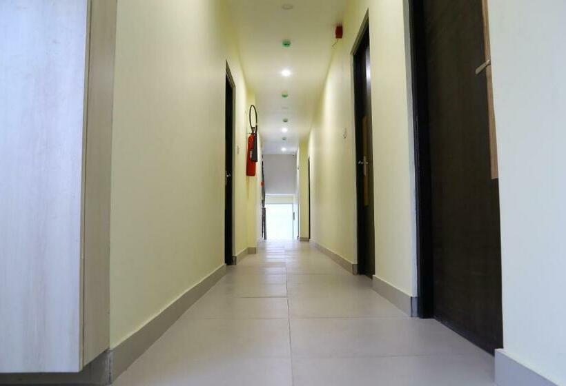 غرفة ديلوكس, Landmark