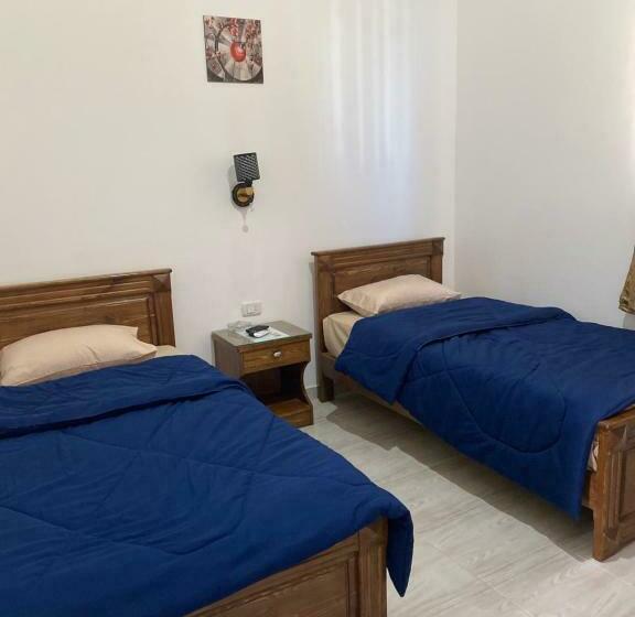 اتاق استاندارد یک نفره, Golden Plaza Dahab Resort