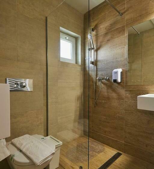 חדר סטנדרט עם מרפסת, Eden 5