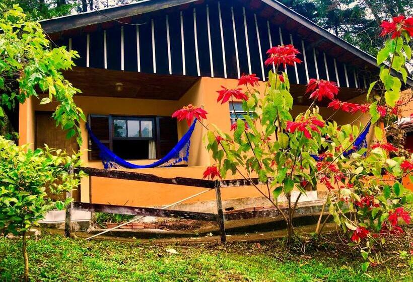 סוויטה, Magia Da Montanha Vista Para O Rio