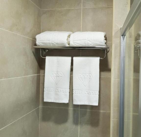 سوییت جونیور, Crystal Resort