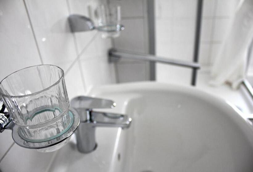 스탠다드 룸, Cvjm Hotel Am Dom