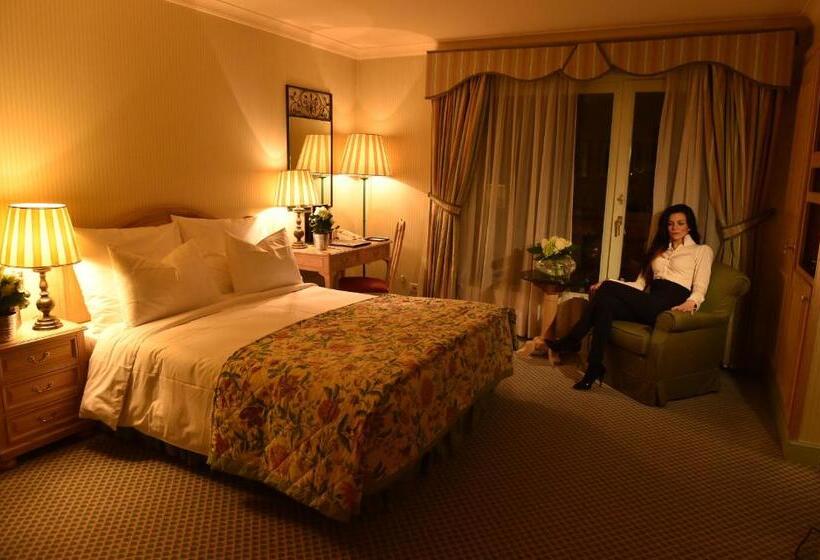 带高尔夫球场景观的复式房间, Grand Hotel Du Golf & Palace