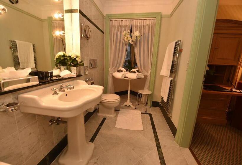 带山景的复式房间, Grand Hotel Du Golf & Palace