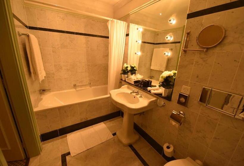 带山景的复式房间, Grand Hotel Du Golf & Palace